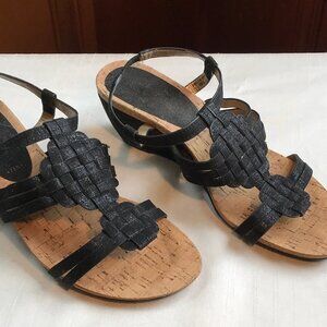 ANNE KLEIN FLEX sandals, black, 7 1/2M.